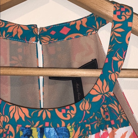 Gorgeous print - BCBG Maxazria dress size 4 - Picture 12 of 16